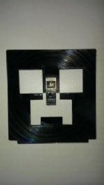 Minecraft Creeper Vinyl Record Clock