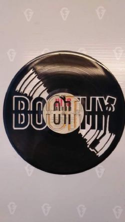 DJ Boothy Vinyl Record Clock