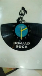 Donald Duck Top Vinyl Record Clock