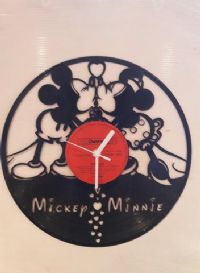 Mickey Mouse And Minnie Classic Kissing Vinyl Record Clock