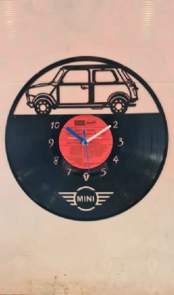 Mini Classic Themed Record Clock