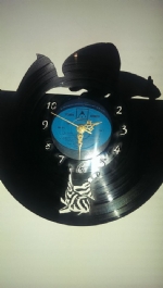 Plecos Vinyl Record Clock