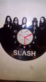 Slash Vinyl Record Clock