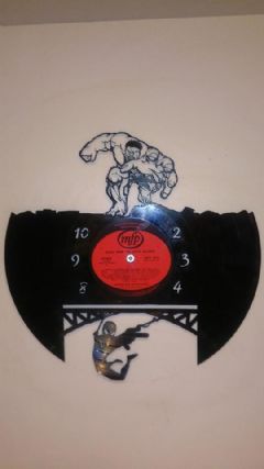 Marvel Spider-man And Incredible Hulk Vinyl Record Clock