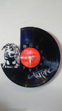 TUPAC Vinyl Record Clock
