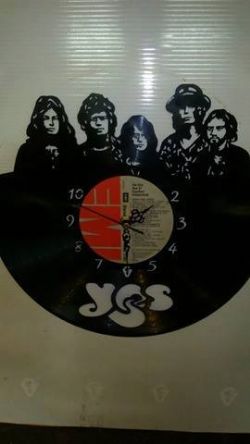 YES Vinyl Record Clock