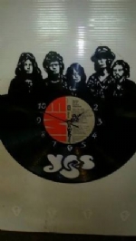 YES Vinyl Record Clock